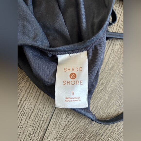 Shade and shore Elegant dark gray One-Piece Swimsuit - Picture 3 of 5